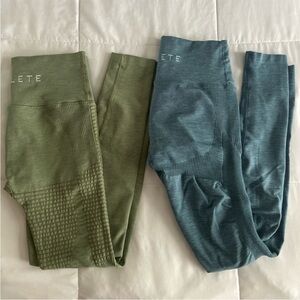 ALPHALETE LEGGINGS SIZE M BLUE AND OLIVE